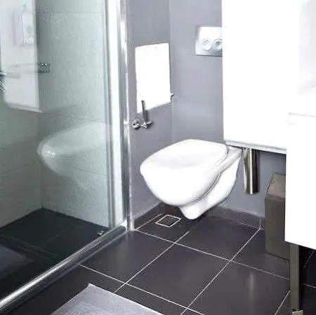 Molton Kabatas ホテル 3*